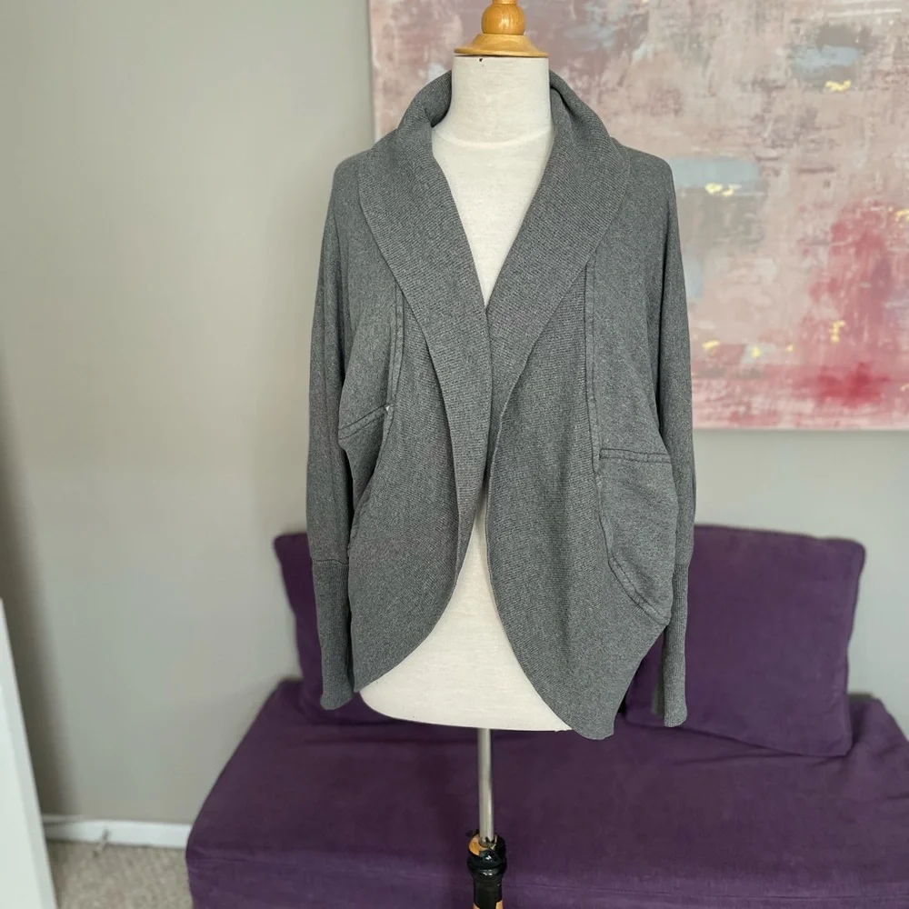 Aritzia Wilfred Cocoon Open Front Cardigan Sweat Shirt  Soft Gray Size  M‎ - Picture 7 of 10
